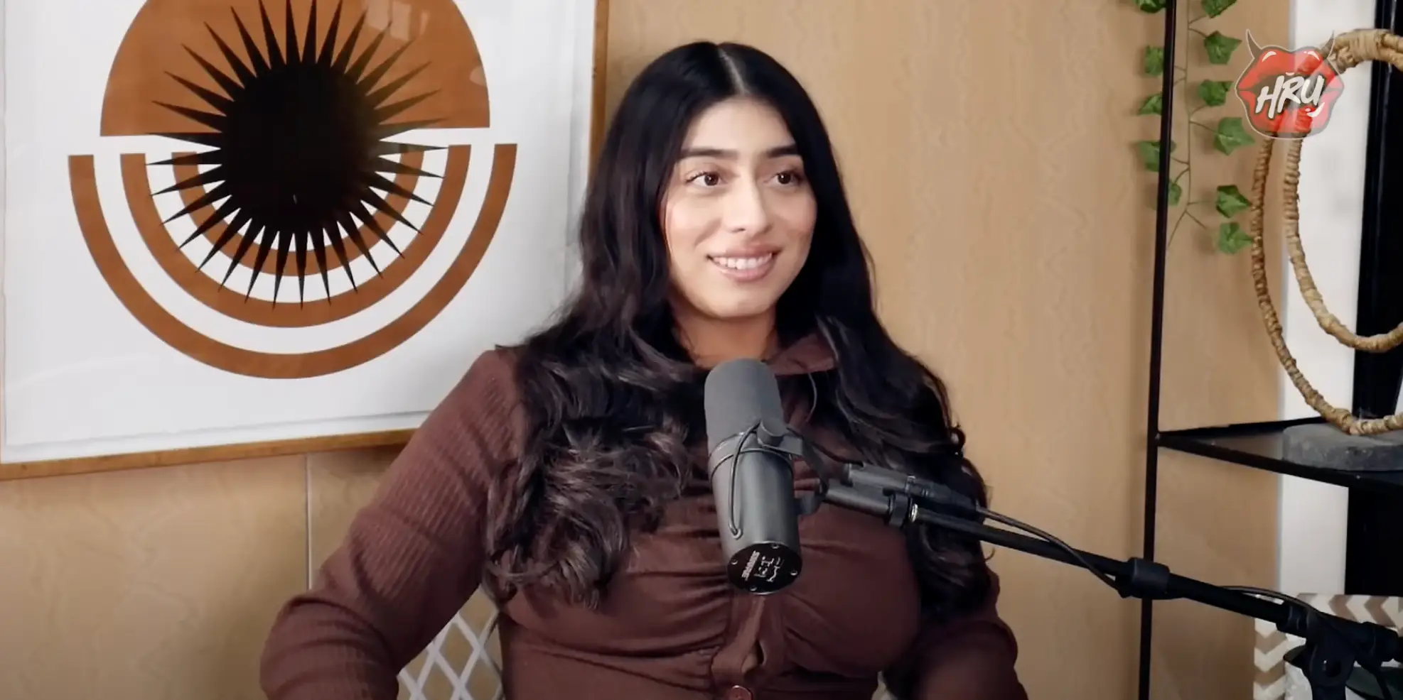 Violet Myers decided to start sleeping with her fans as a way of creating new content. (YouTube/ Holly Randall Unfiltered)