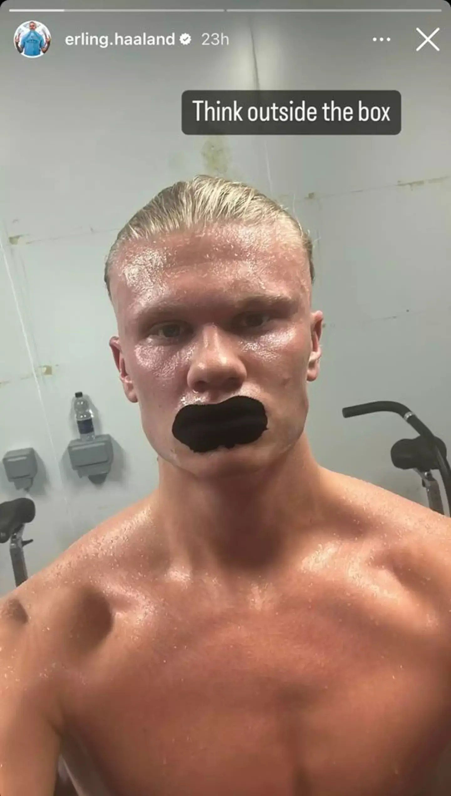 Mouth taping while you sleep and work out, is that a good idea? (Instagram/@erling.haaland)