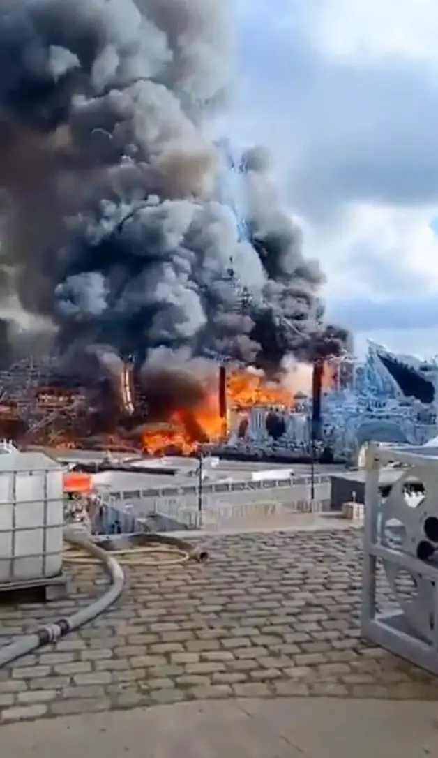 Tomorrowland said no one was hurt in the huge blaze (X)