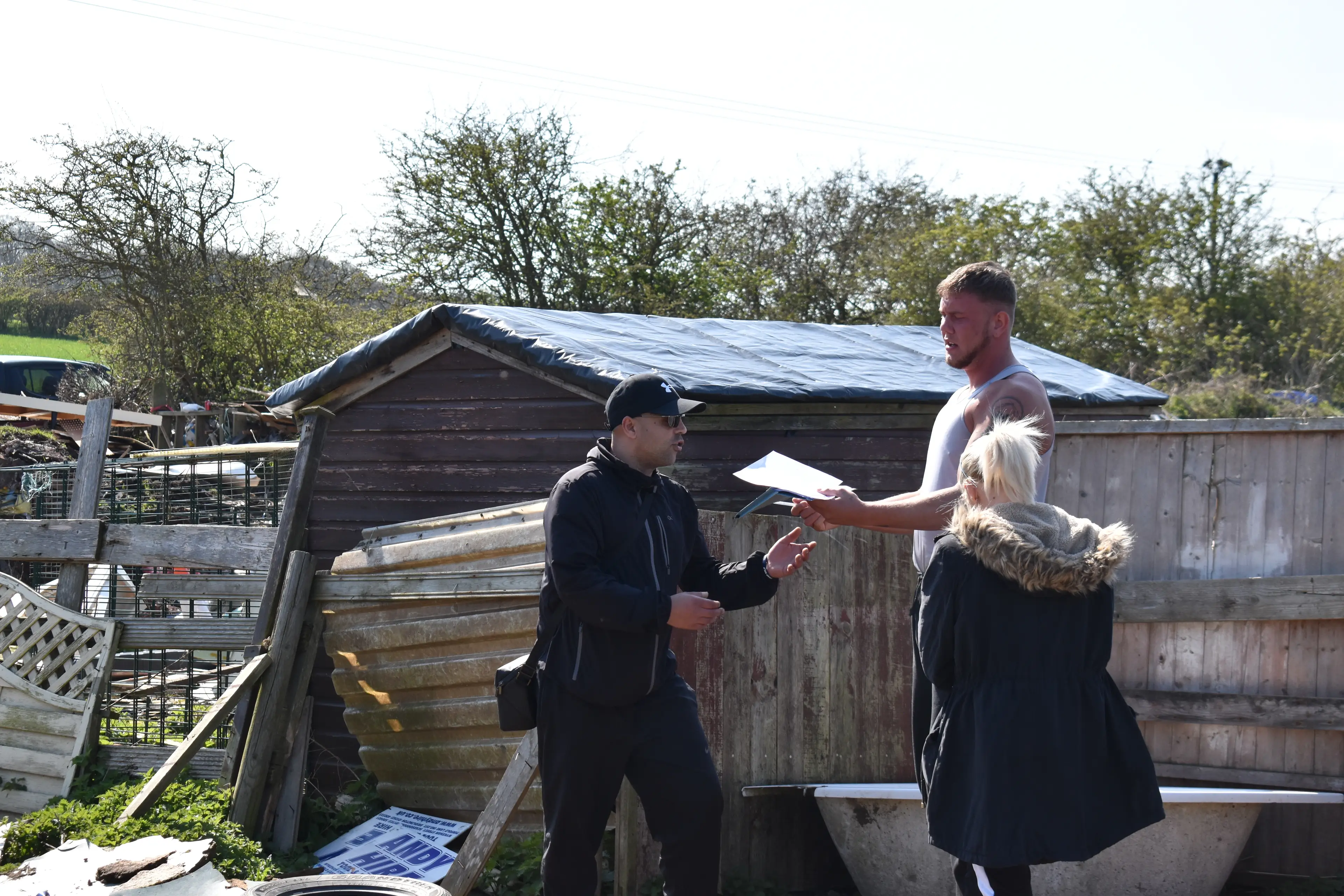 Bare Knuckle Street Fighting Brawls is a rustic version of Bare-knuckle boxing.