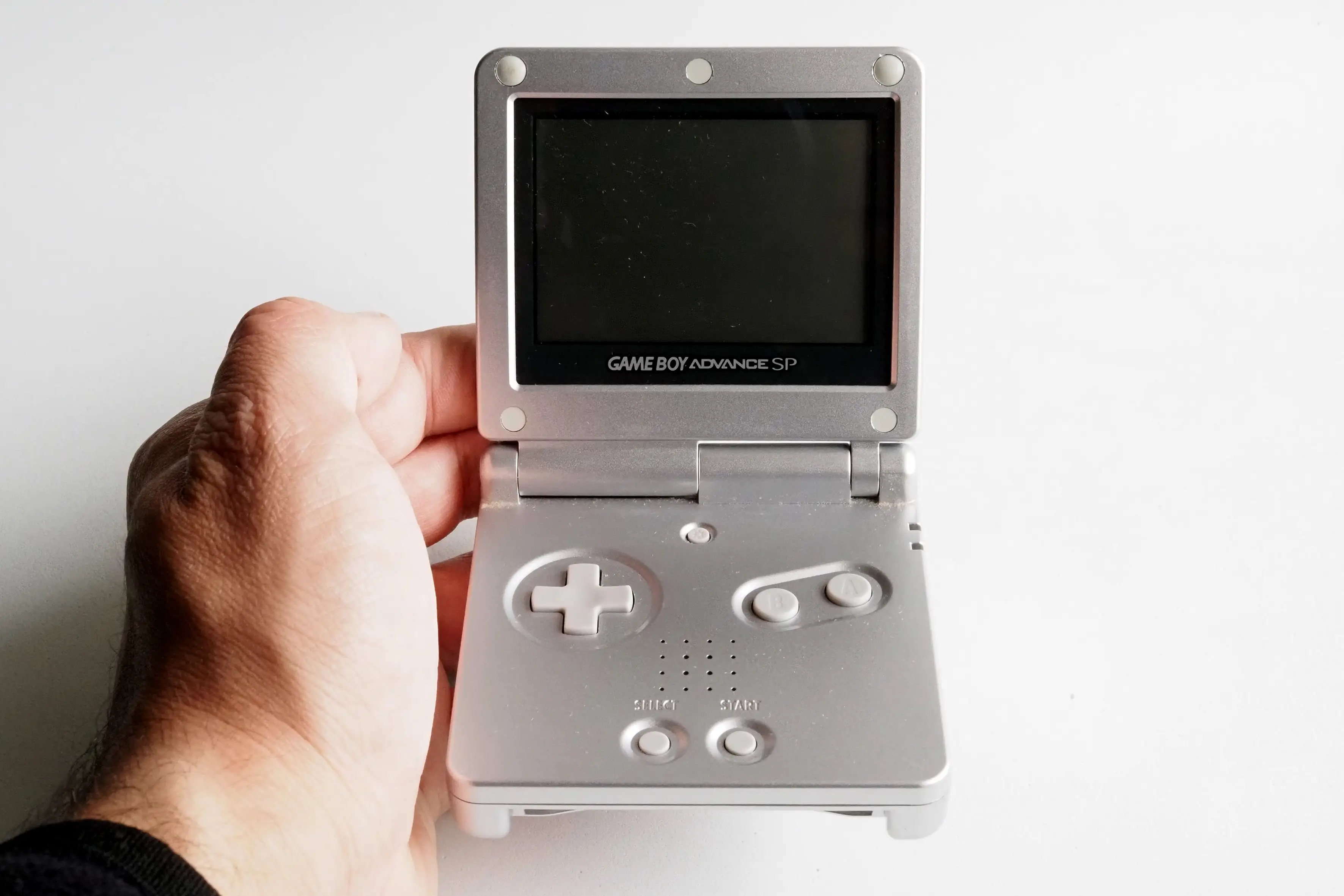 You might've thought a Gameboy would be innocent enough. ( Vincenzo Izzo/LightRocket via Getty Images)