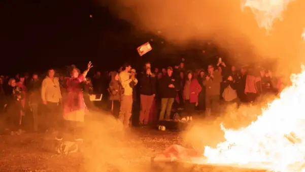 Harry Potter And Twilight Novels Destroyed In Pastor's 'Witchcraft' Book Burning