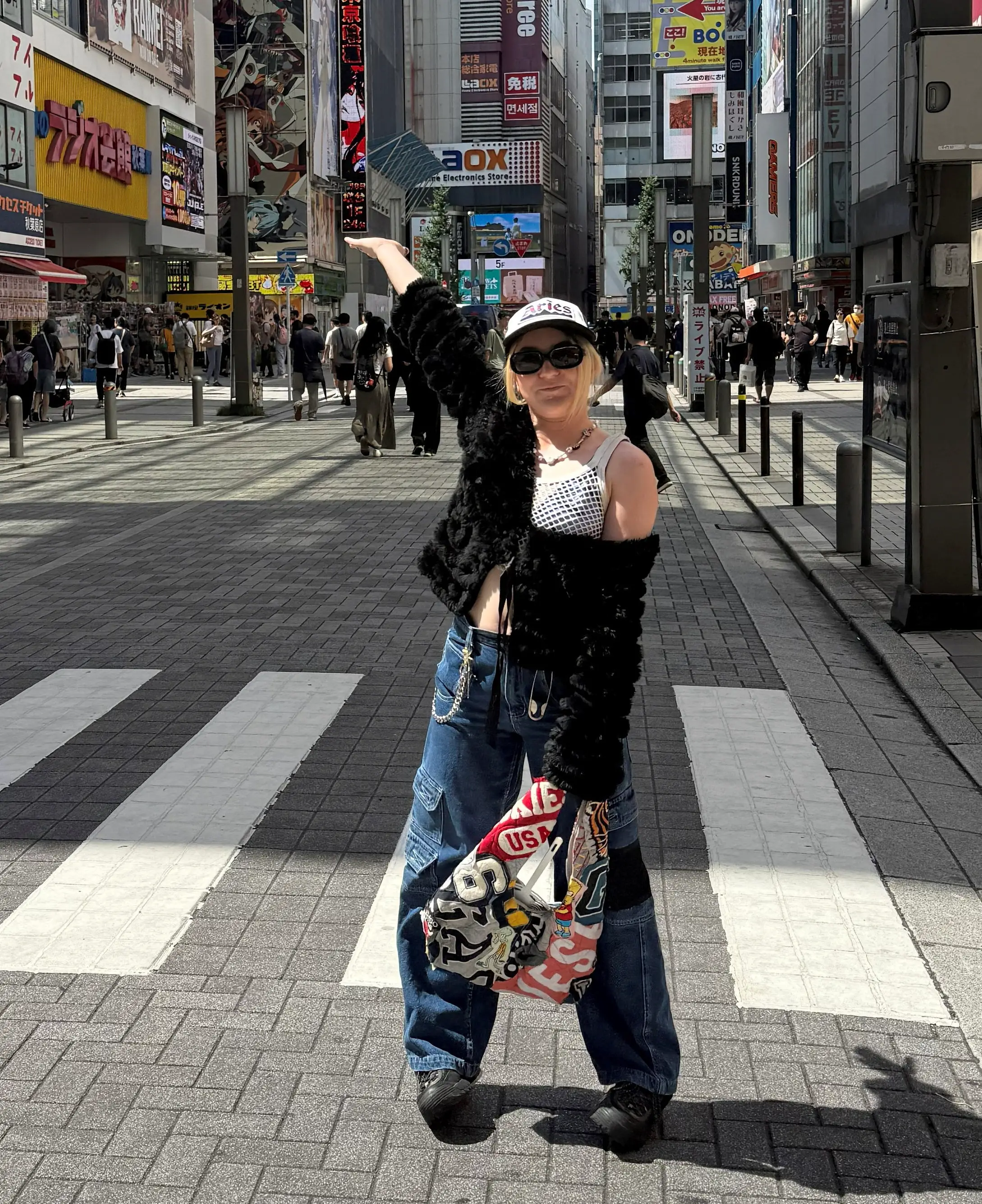 Izzy, 26, ended up spending five months behind bars in Japan (Izabel Rose/SWNS)