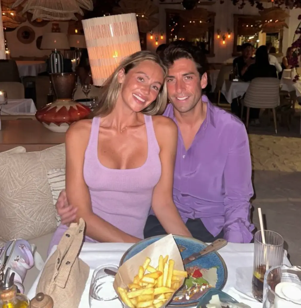 The couple had been dating for around a year (Instagram/@real_arg)