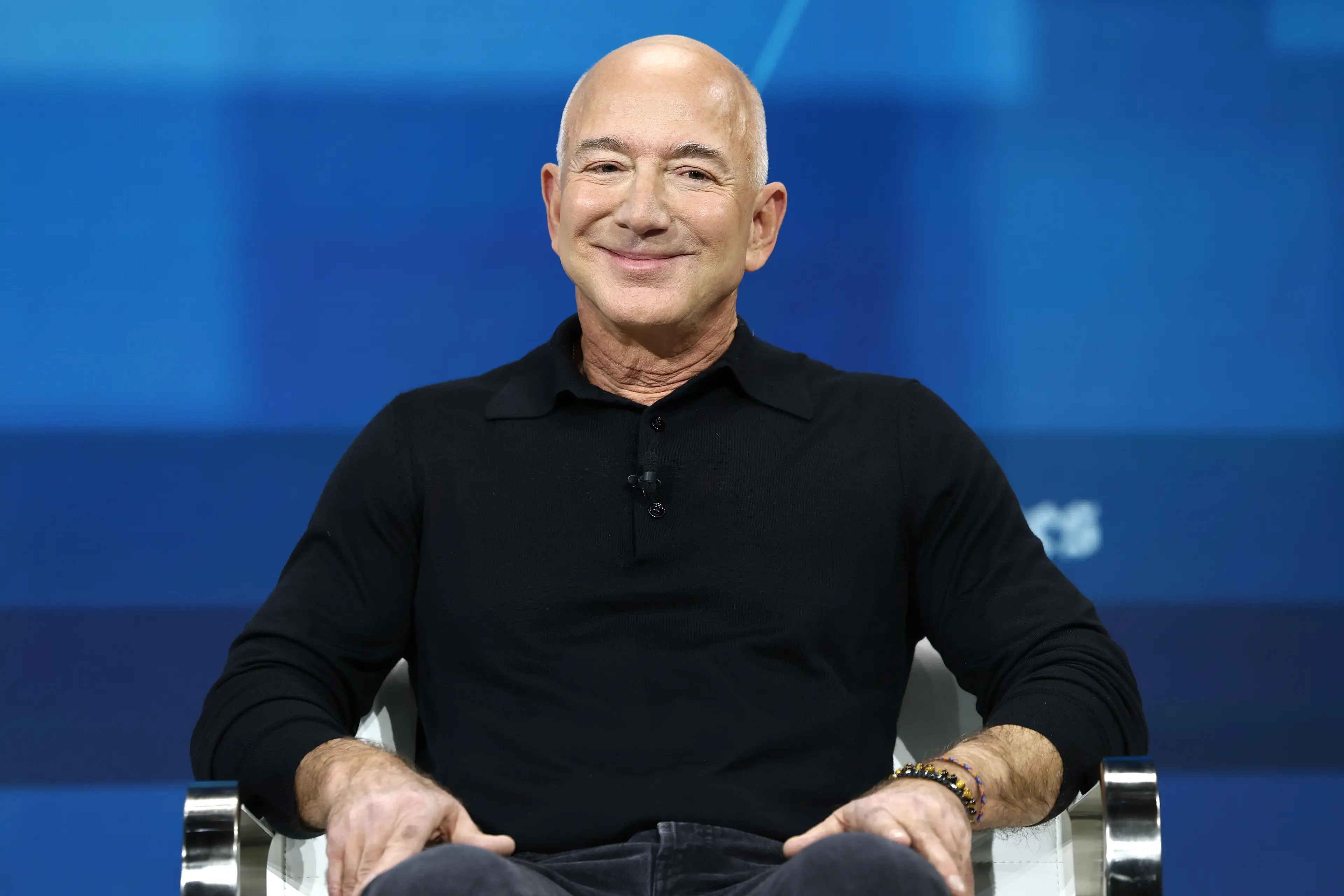 Both Gates and Amazon founder Jeff Bezos have lost a fair bit of coin in recent years (Michael M. Santiago/Getty Images)