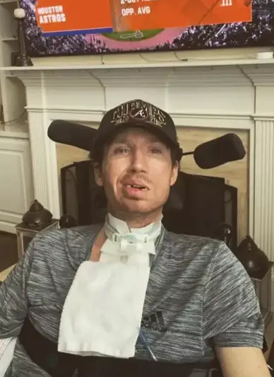 Jonathan Buckelew suffers from locked-in syndrome (Facebook/Janice Buckelew)
