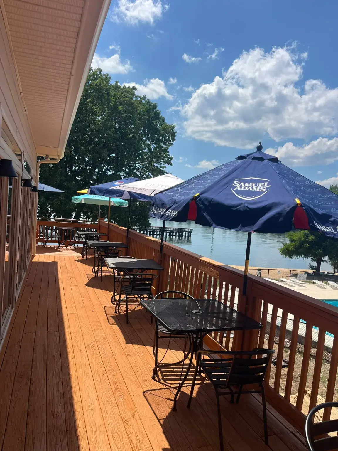 The restaurant even held a support session for impacted people earlier this week (Facebook/Driftwood Grill Home of the Lazy Gator)