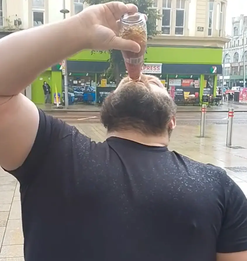 What happens when you chug vinegar? Surprisingly there's been very little research in that scenario. (TikTok/@c.r.a.w.f.o.r.d6)