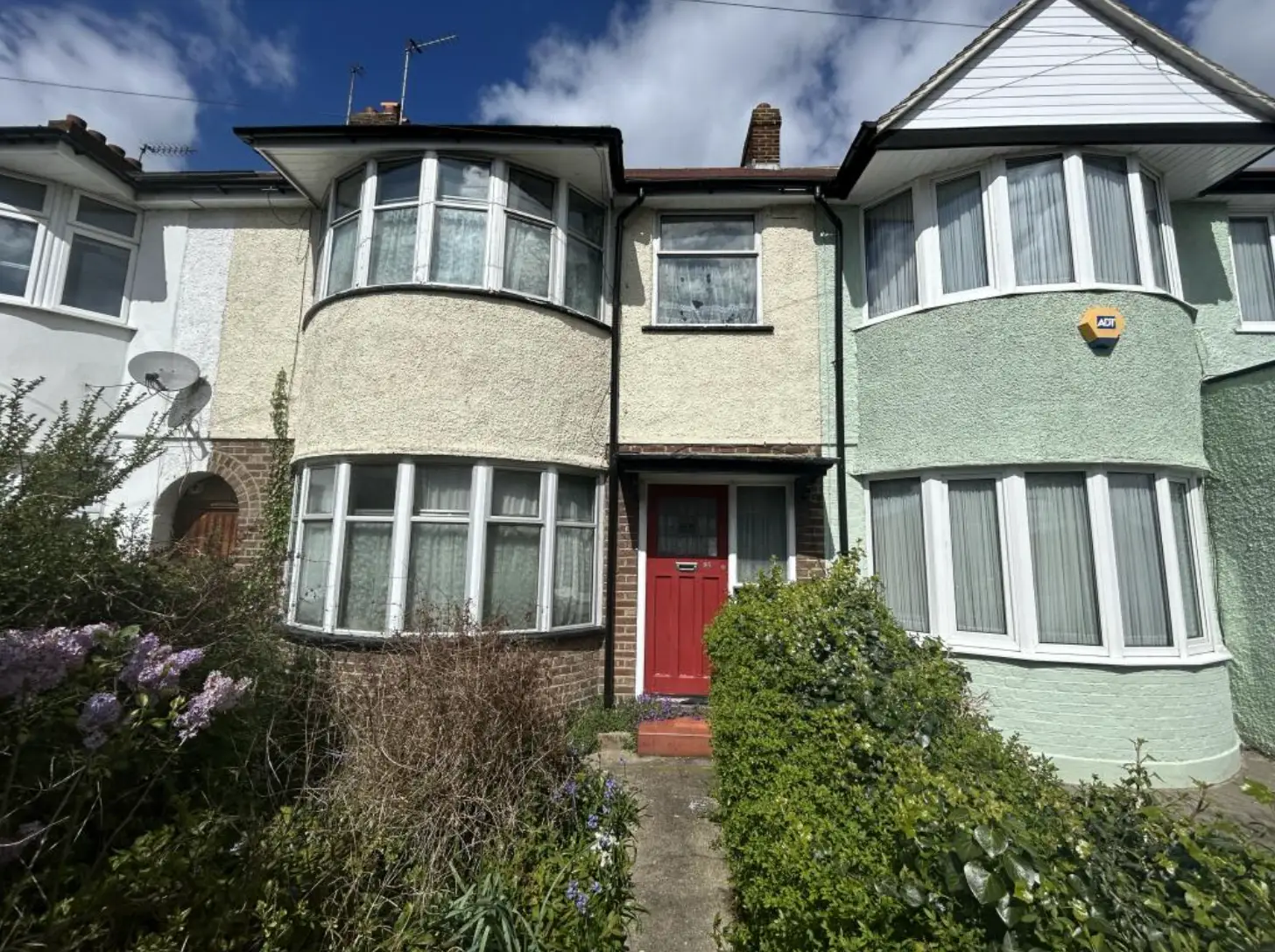 At first glance, the house looks like a good investment (Jam Press/Allsop)