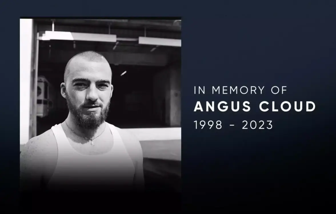 The tribute features at the start of season 1 and 2.