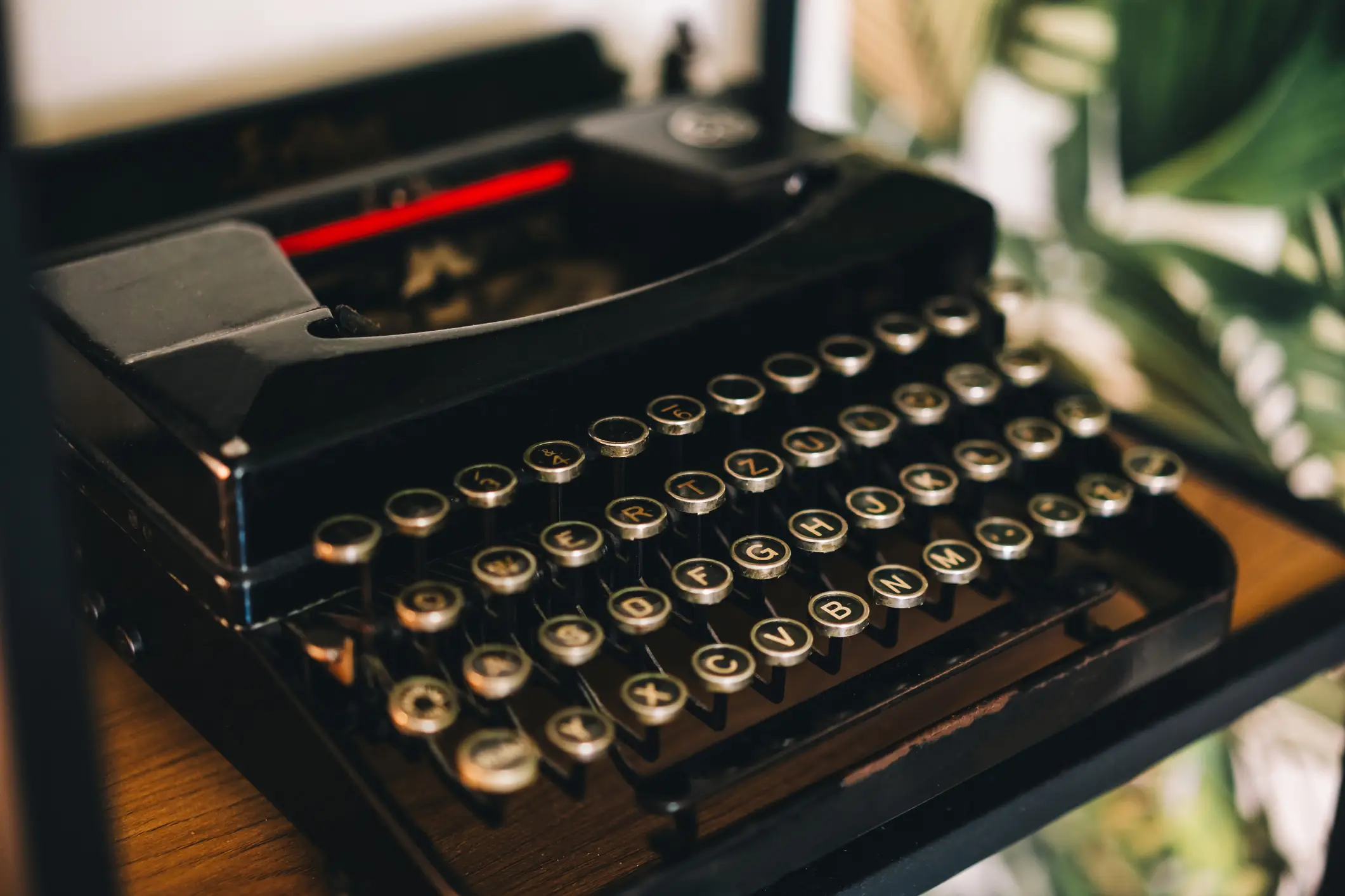 An antique typewriter could earn you a respectable about on eBay (Getty Stock Images)