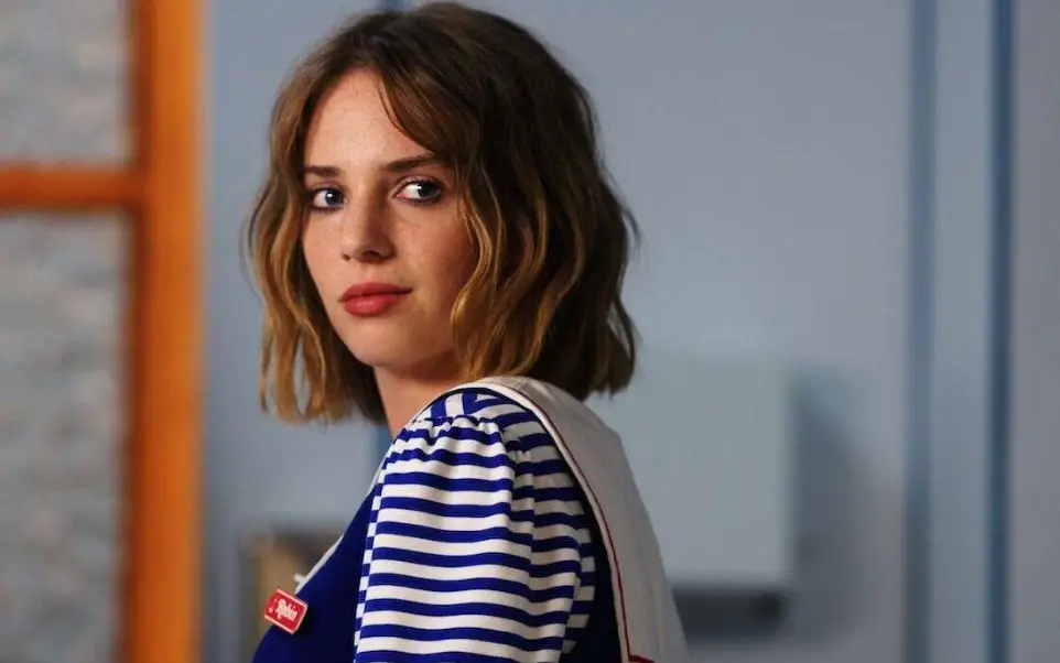 Maya Hawke plays Robin Buckley in Stranger Things. (Netflix)
