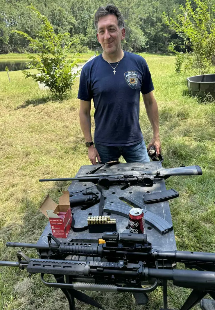 He shared the photos on LinkedIn (LinkedIn/Jon Richelieu-Booth)