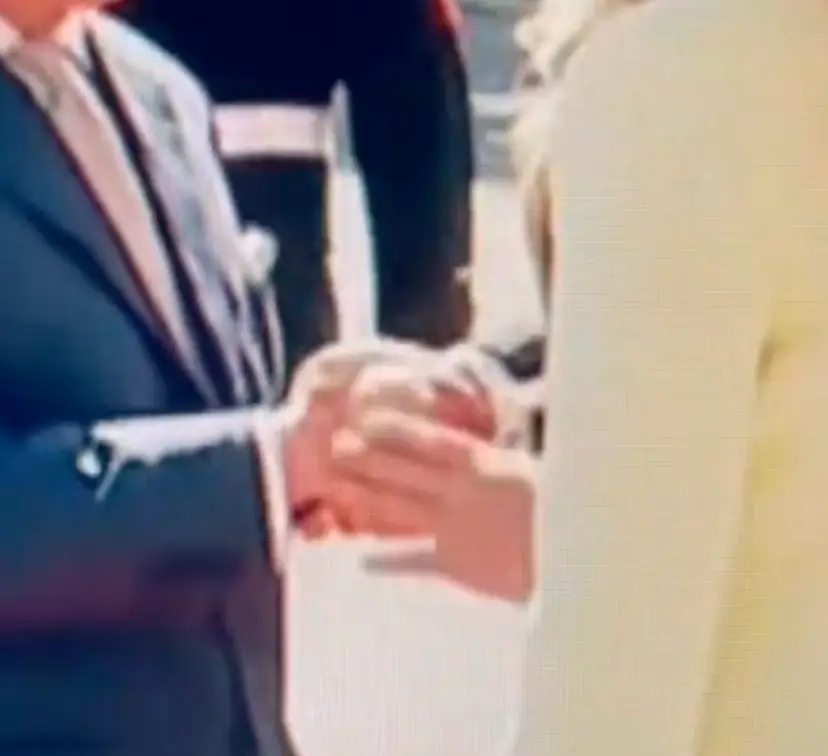 Apparently, the tapping shows a 'building of rapport'. (BBC)