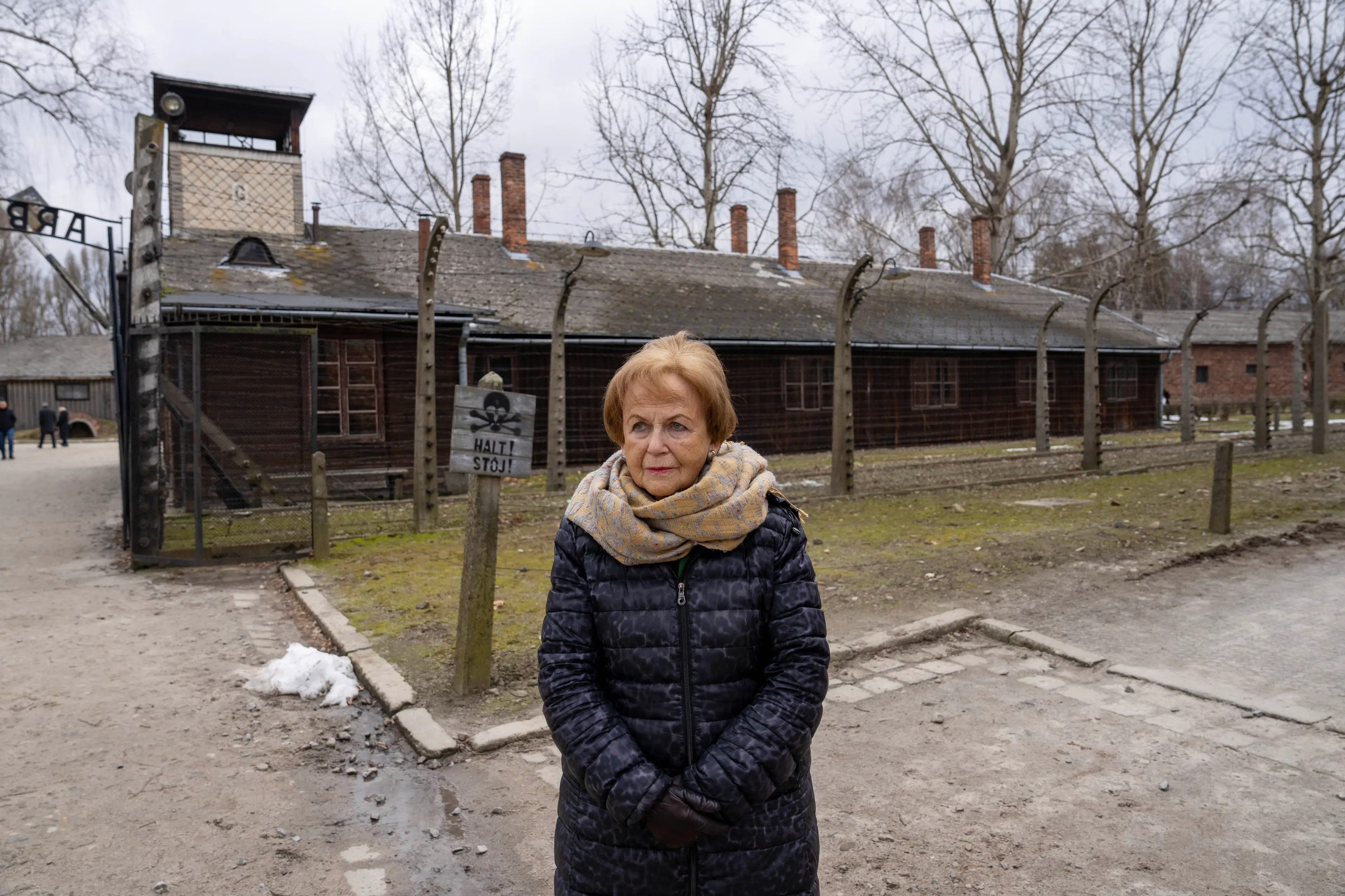 Mala travels the UK to speak to children about the Holocaust (Philip Coburn/Daily Mirror)