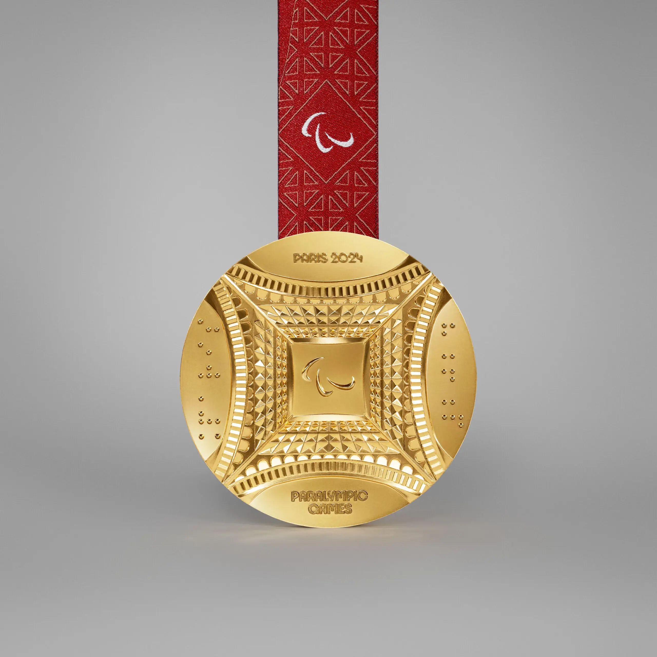 The gold medals that will be handed out at the Paralympics (IPC)
