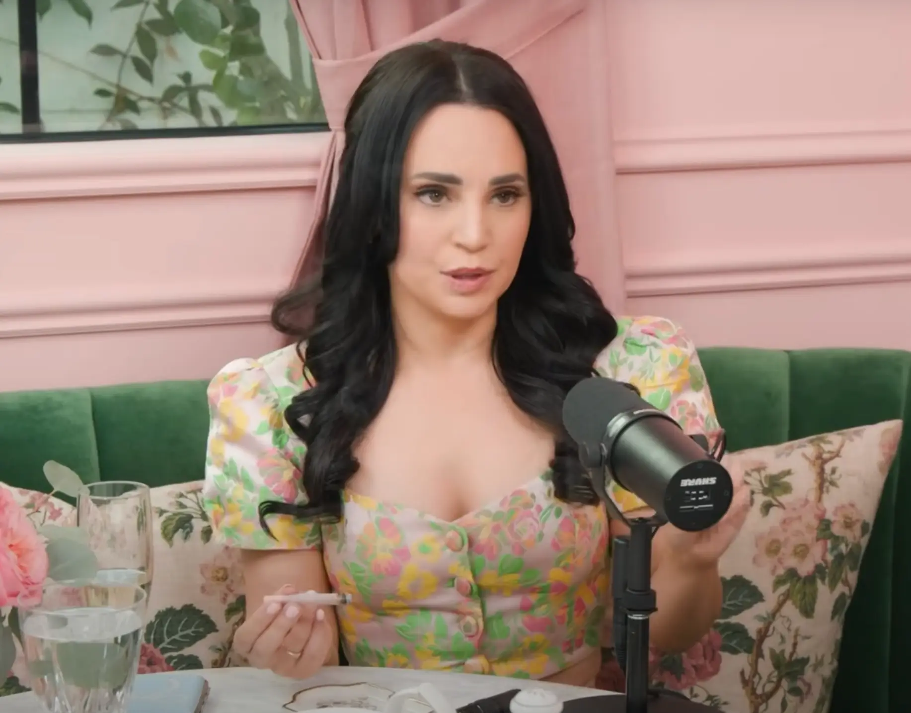 She smoked a blunt with her father's ashes rolled inside (Rosanna Pansino via Youtube)