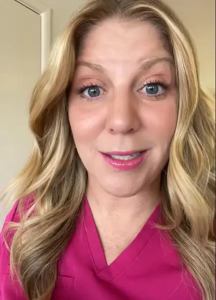 Julie McFadden explains the four phenomenons which happen before you die.