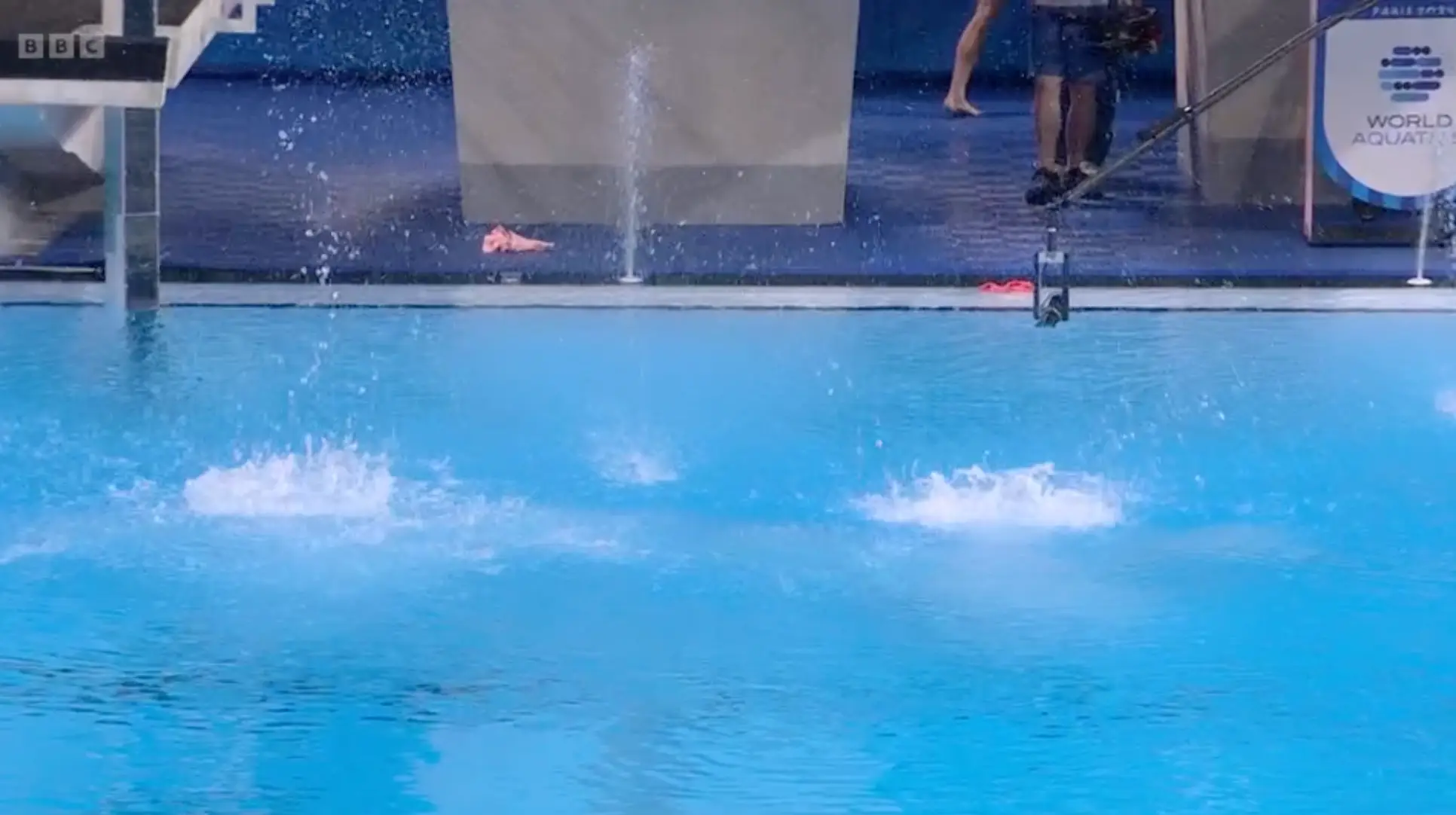 There's a good reason behind the sprays of water during diving (BBC)