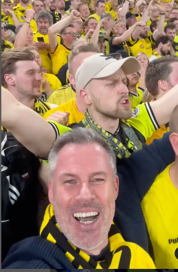 Carragher in the 'Yellow Wall'. (Instagram/@23_carra)