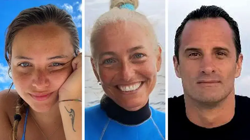 Giorgia Sommacal (L), her mother Monica Montefalcone (C) and diving instructor Gianluca Benedetti (Instagram/University of Genoa/Albatros Top Boat)