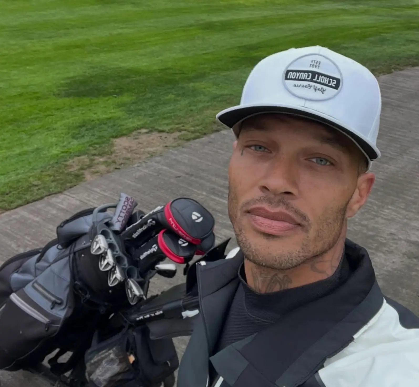 Meeks shared a smouldering selfie with social media users a few weeks back (Instagram/@jmeeksofficial)