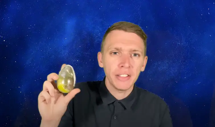 A YouTuber decided to put these theories to the test (YouTube/Nostalgia Lounge)