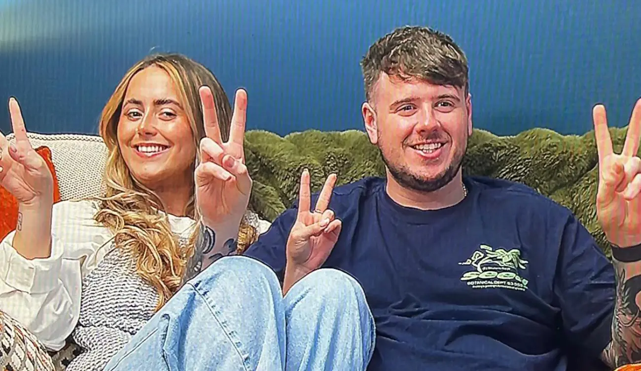 Roisin announced the couple's departure from the Channel 4 show on Monday evening (Instagram/palsb4gals)