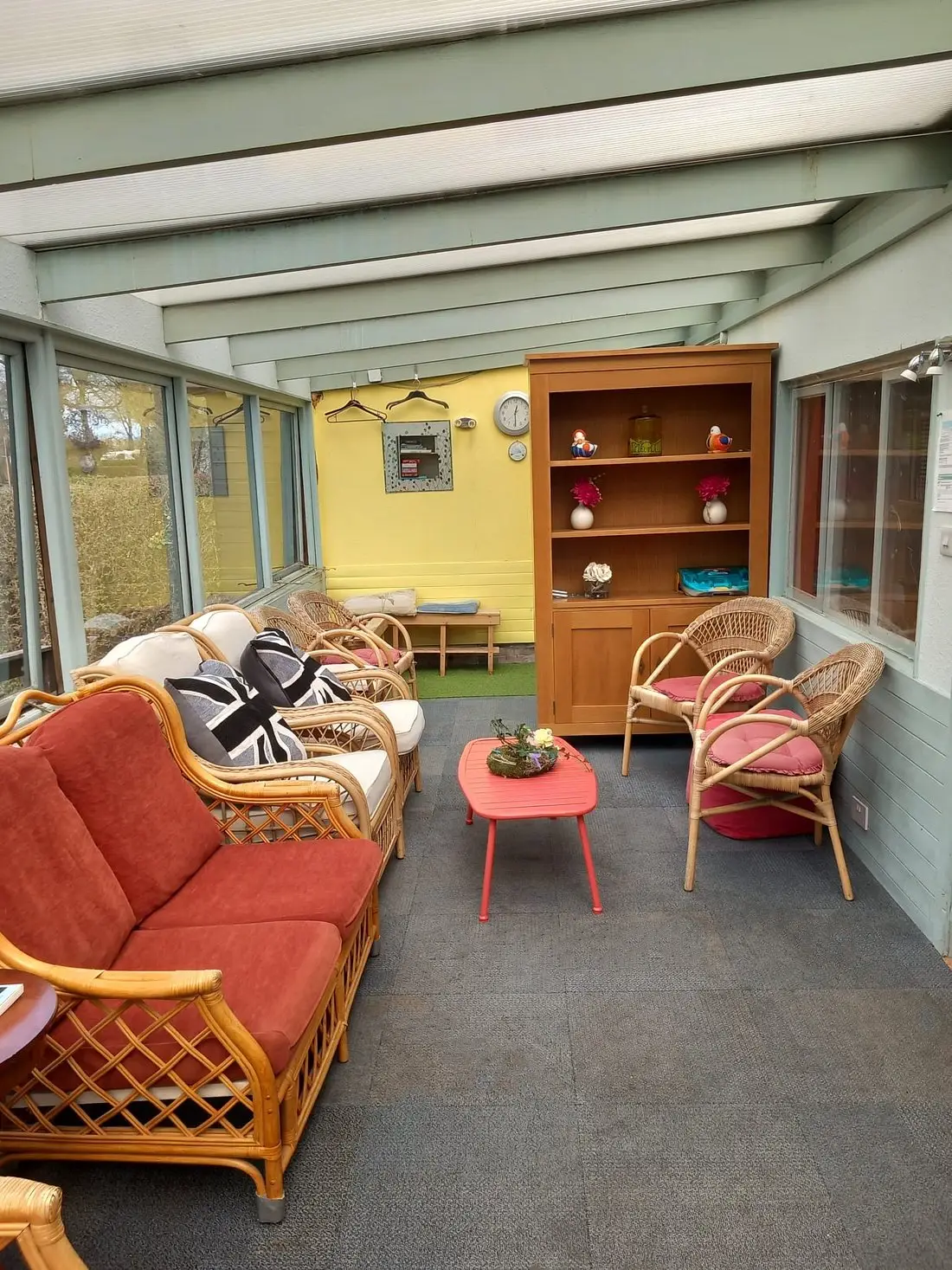 One thing you must have with you at all times is a towel to sit on, it's just hygienic (Spielplatz Naturist Club)