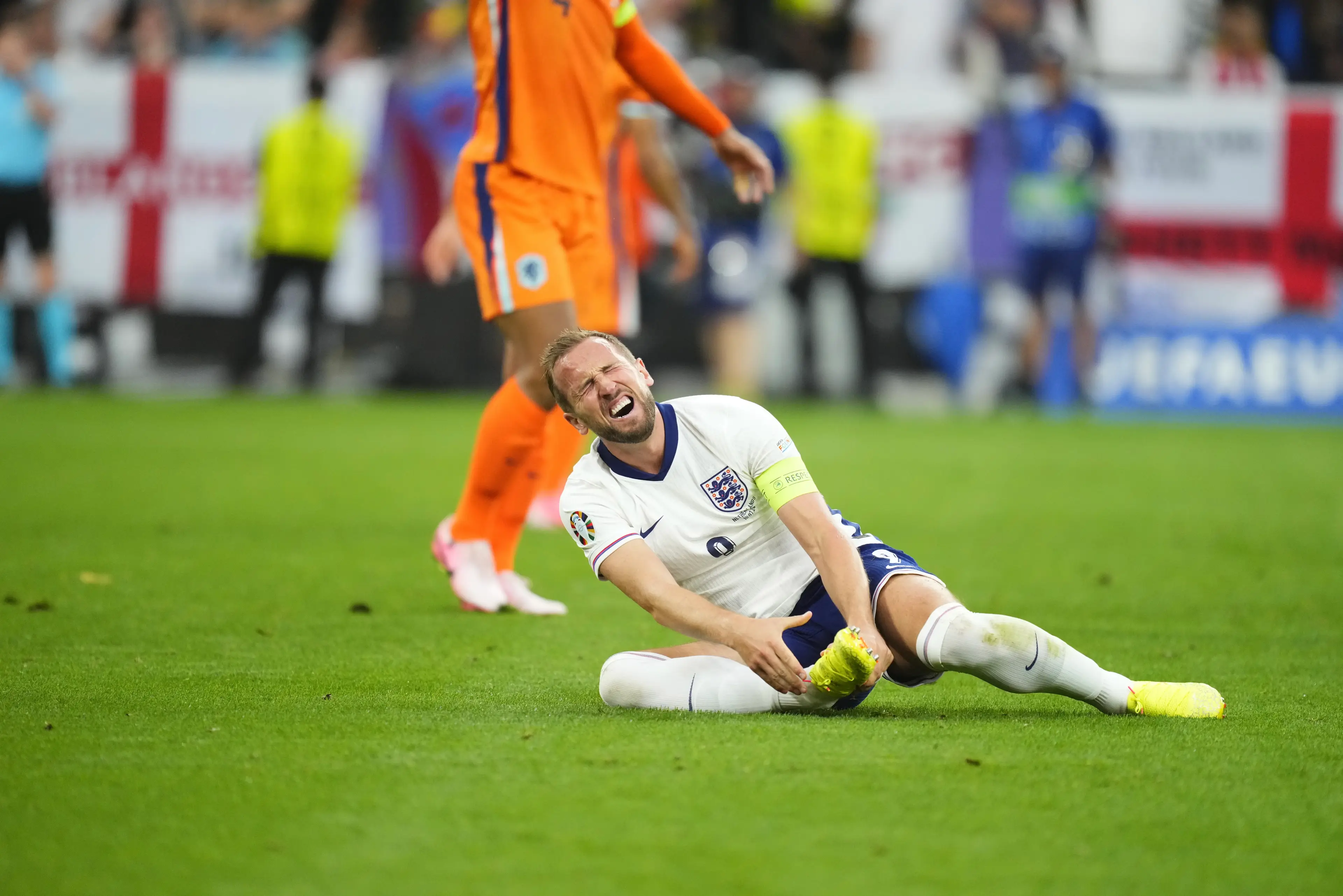 The England captain was controversially awarded a penalty (Jose Breton/Anadolu via Getty Images)