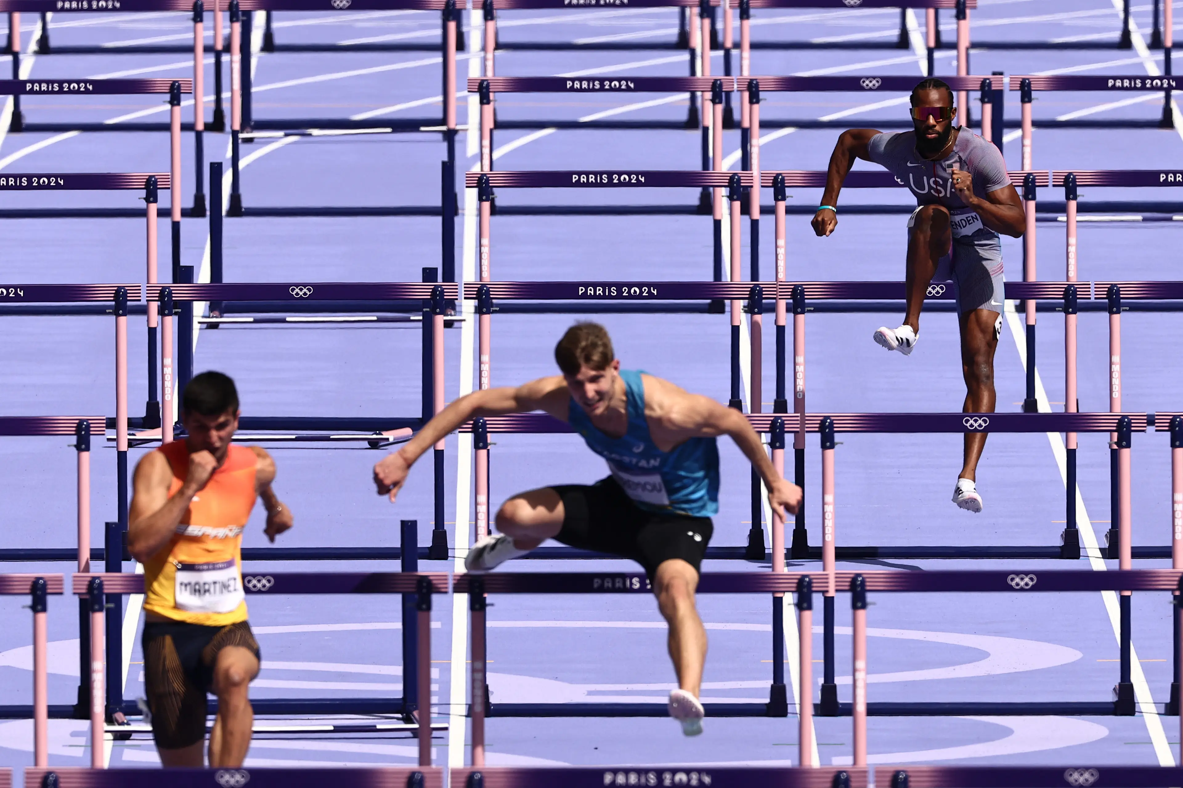 Purposely miles behind. (ANNE-CHRISTINE POUJOULAT/AFP via Getty Images)