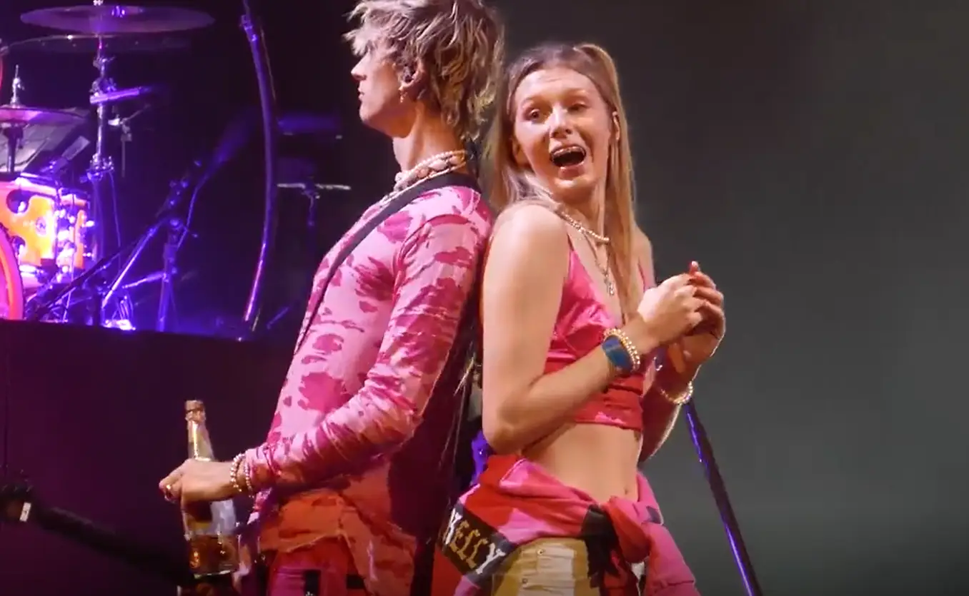 MGK initially appeared to be taller.