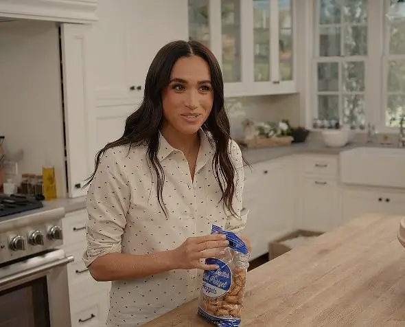 Netflix viewers have mocked Meghan Markle for giving her guests a supermarket snack (Netflix)