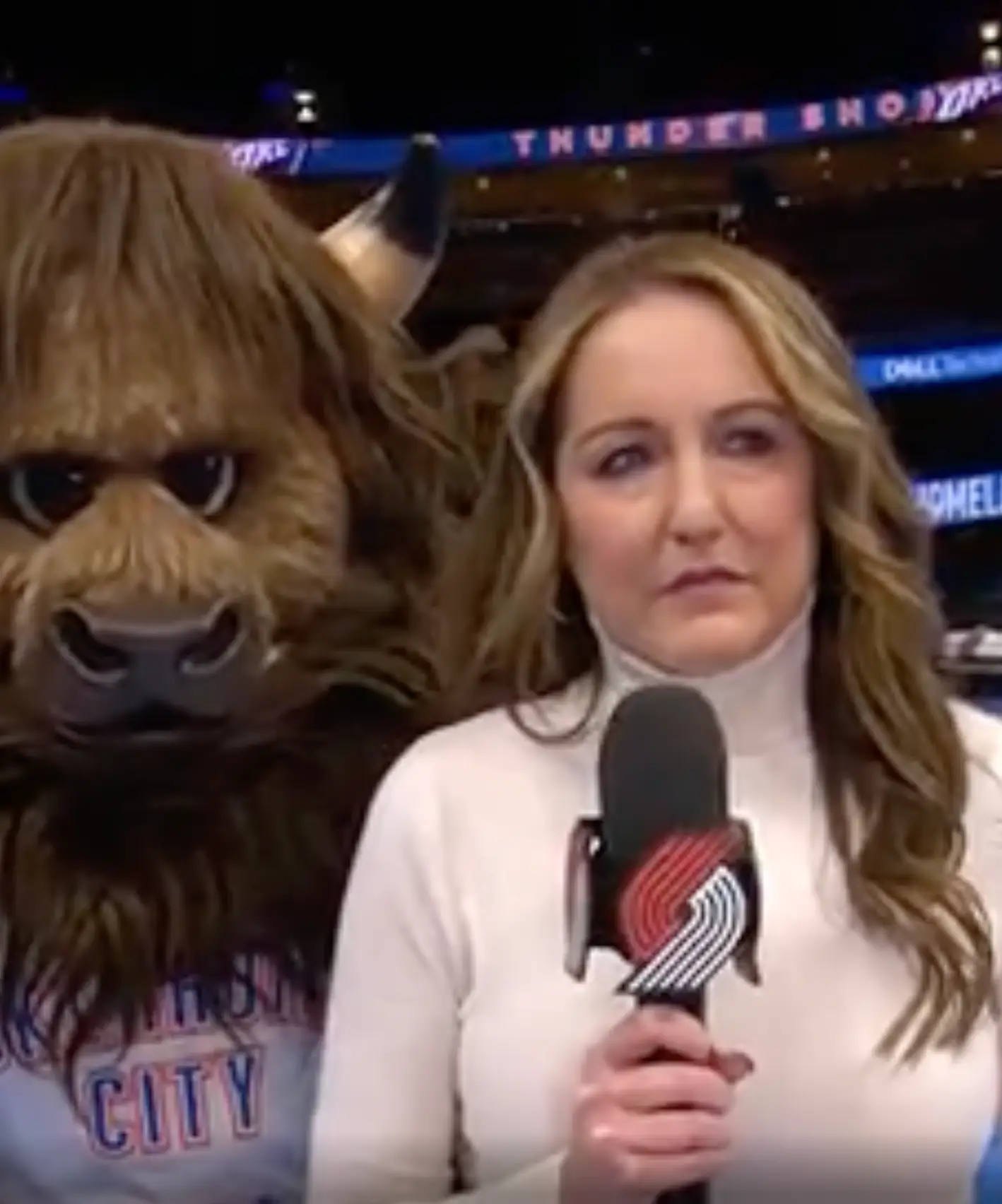 The mascot quickly realised he'd made a terrible mistake.