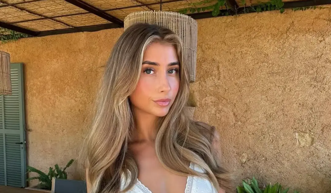 Lily Phillips is known for her sexual stunts (Instagram/@lilyphillip_s)