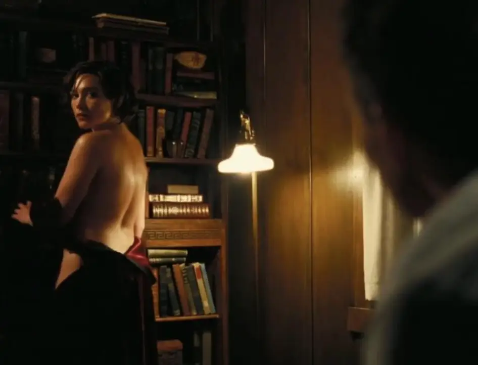 Pugh is quite confident in filming intimate scenes and has a lot of experience in doing so (Universal Pictures)