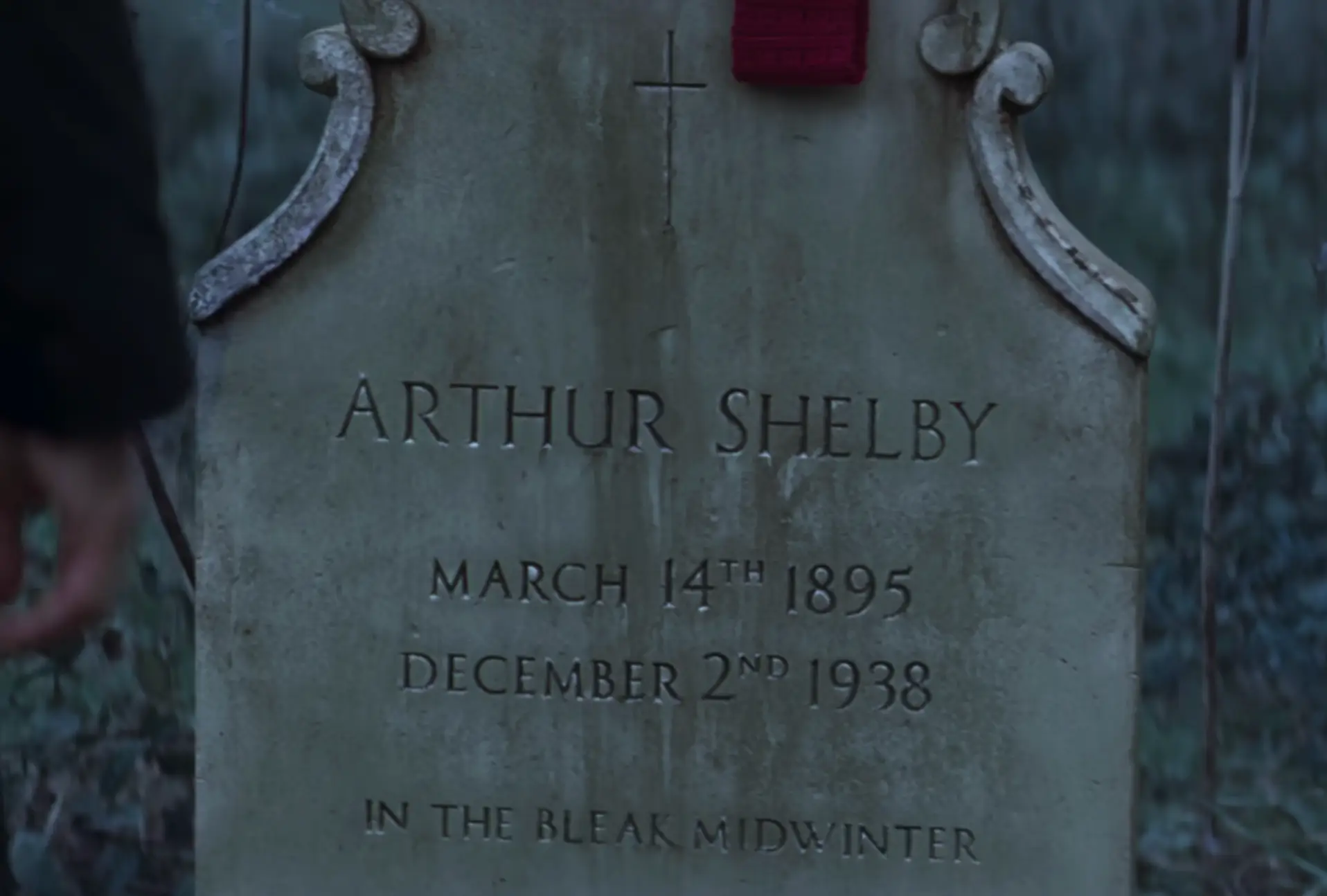 Arthur's grave is shown in the film (Netflix)