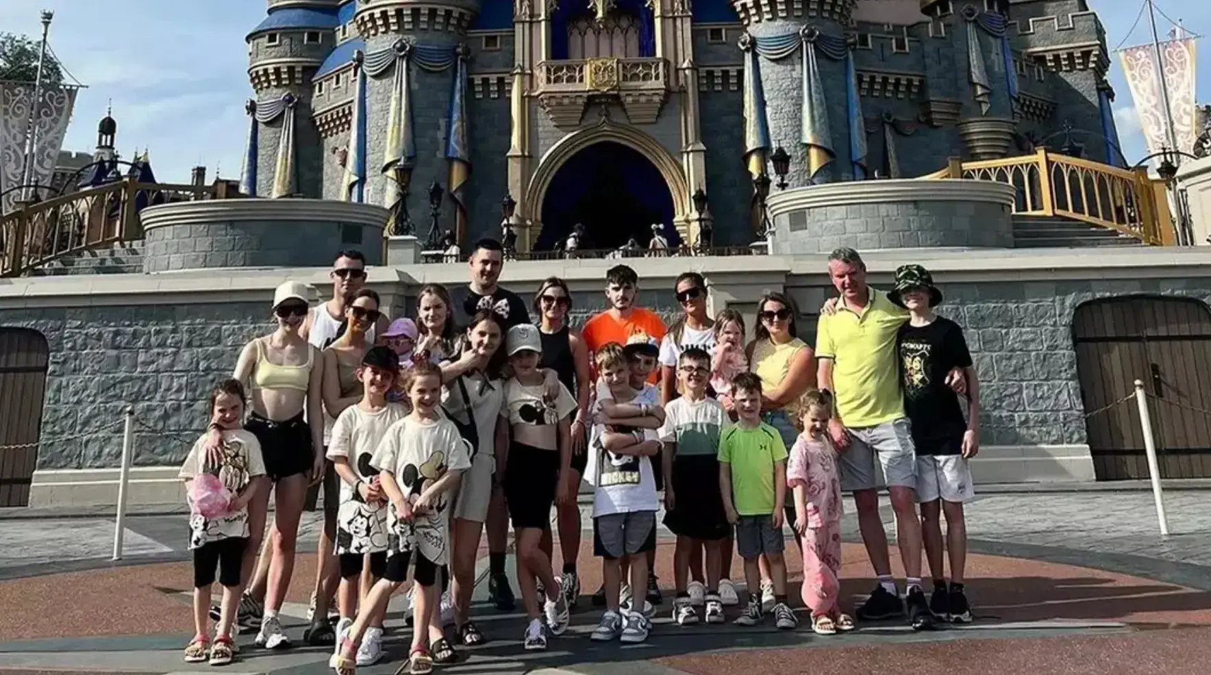 The Radford family has 22 children in total (Instagram/@theradfordfamily)
