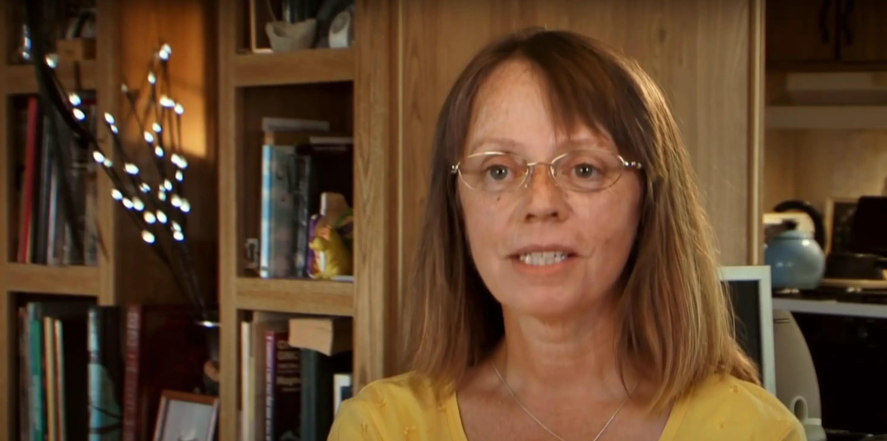 Margaret said stinging herself with bees has been the only thing which has relieved her arthritis. (TLC)