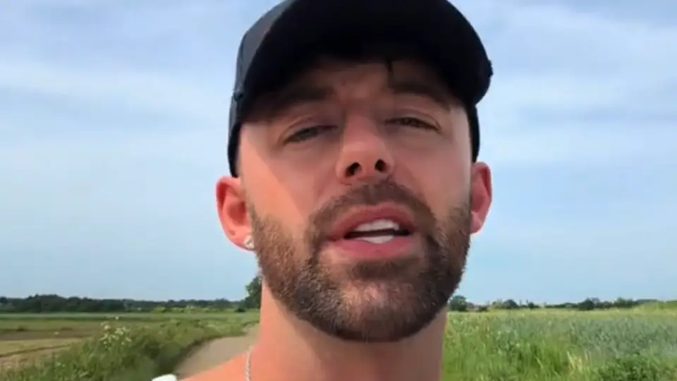 Rapper who smoked and vaped for 10 years shares everything that changed when completely stopping