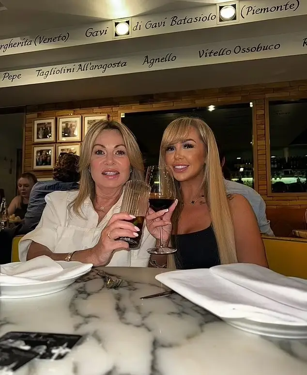 Janet Taylor (left) with her daughter, Louise Moller (Janet Taylor)