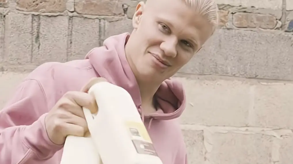 (YouTube/@‌erling)