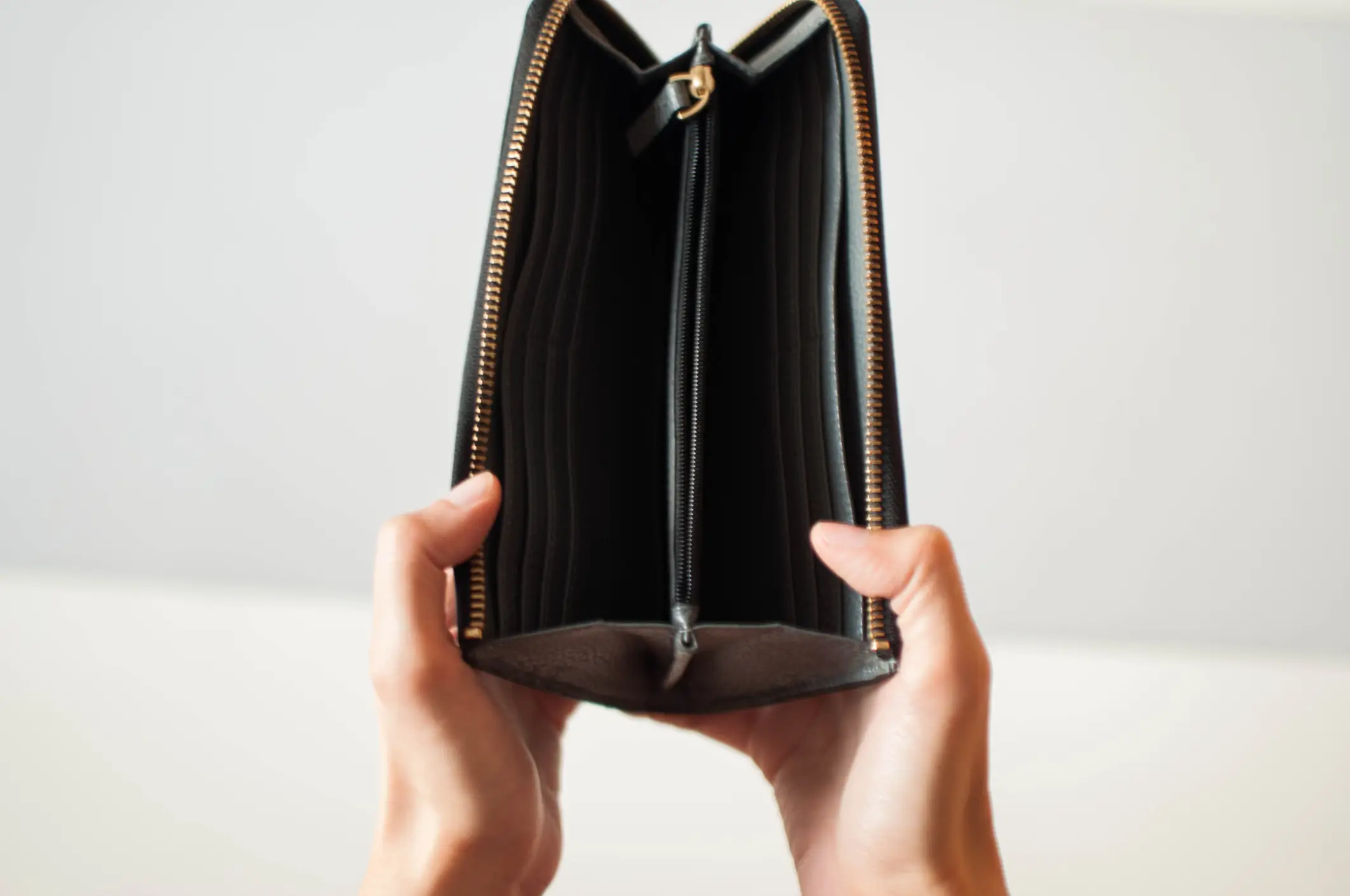 Mia said she 'had no concept of how to manage my money' (Getty Stock Images)