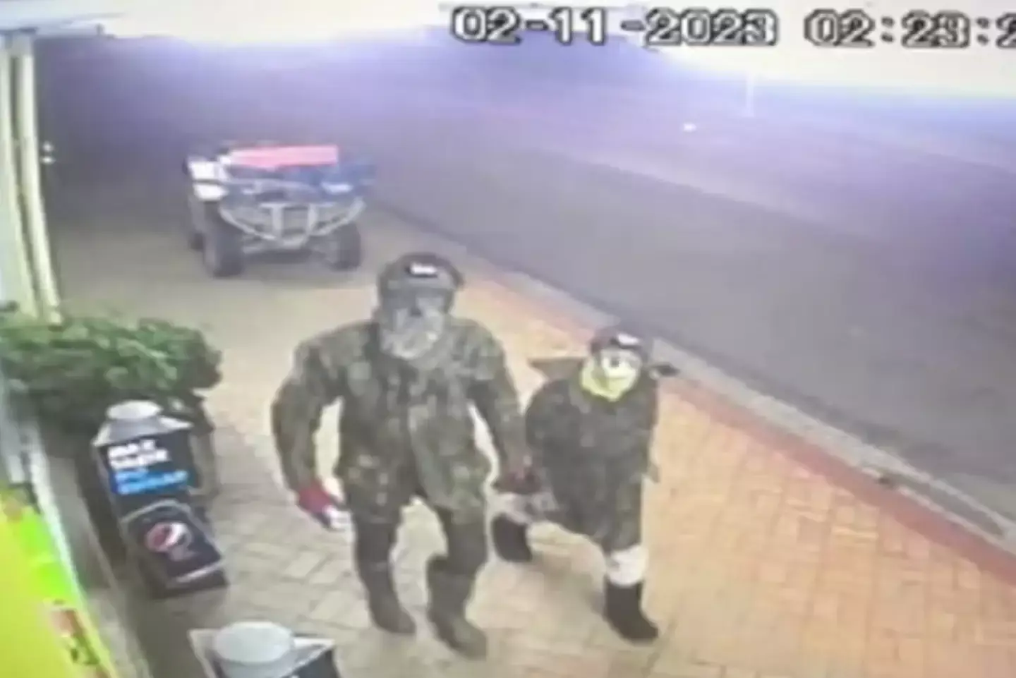 This picture from 2023 is thought to show Tom Phillips and one of his children (NZ Police)