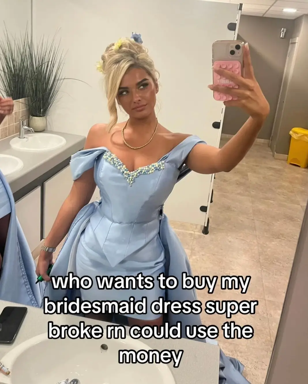 She joked that she 'needed the cash to buy outfits for Ascot' (TikTok/@libbypeat)