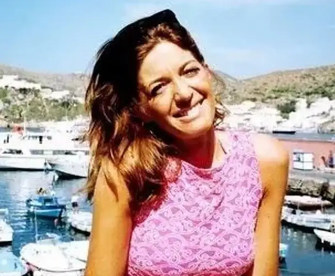 The presenter hasn't always sported a full fringe. (BBC)