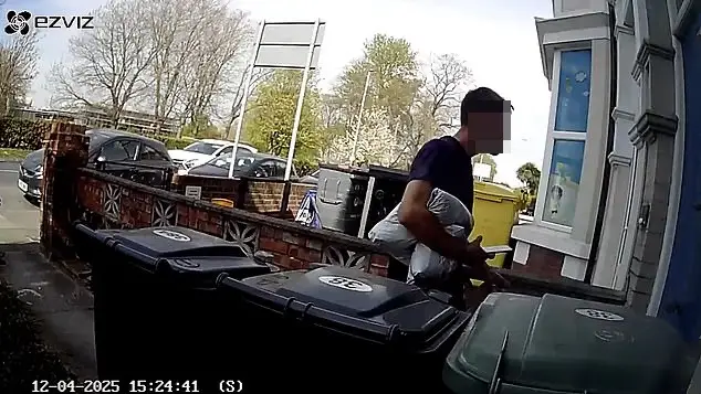 CCTV footage of the Evri driver was captured from a home in Portsmouth (Ezviz)