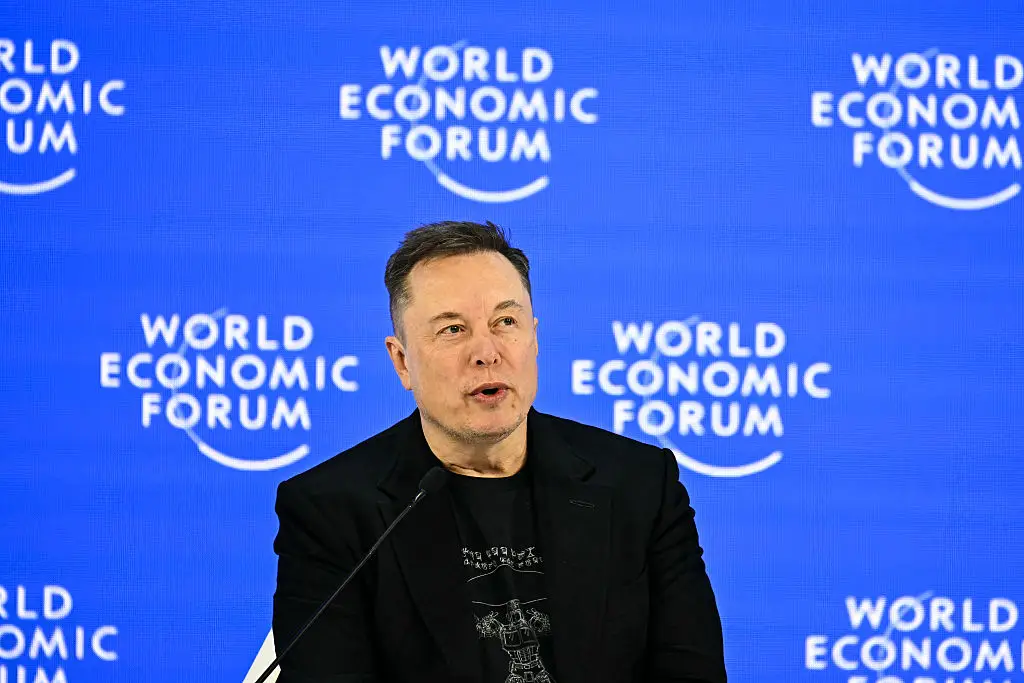 Elon Musk's Space X rocket will collide with the moon (Fabrice COFFRINI / AFP via Getty Images)