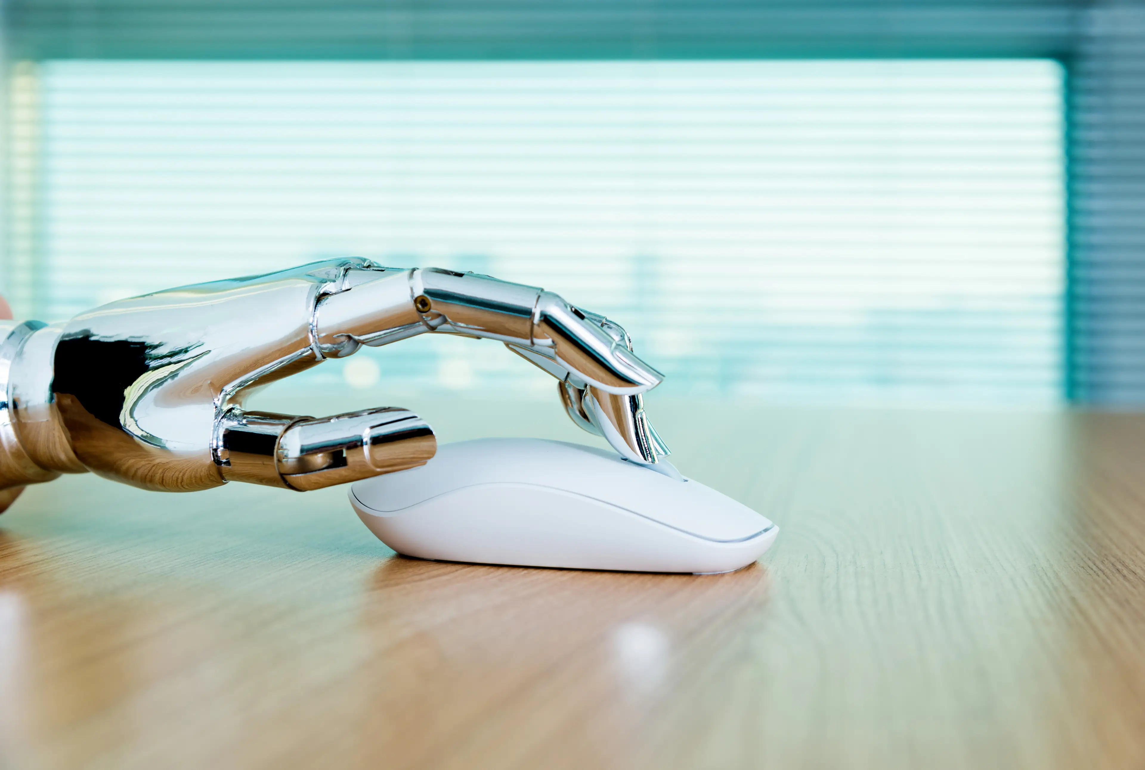 Robot or person? (Getty Stock Images)