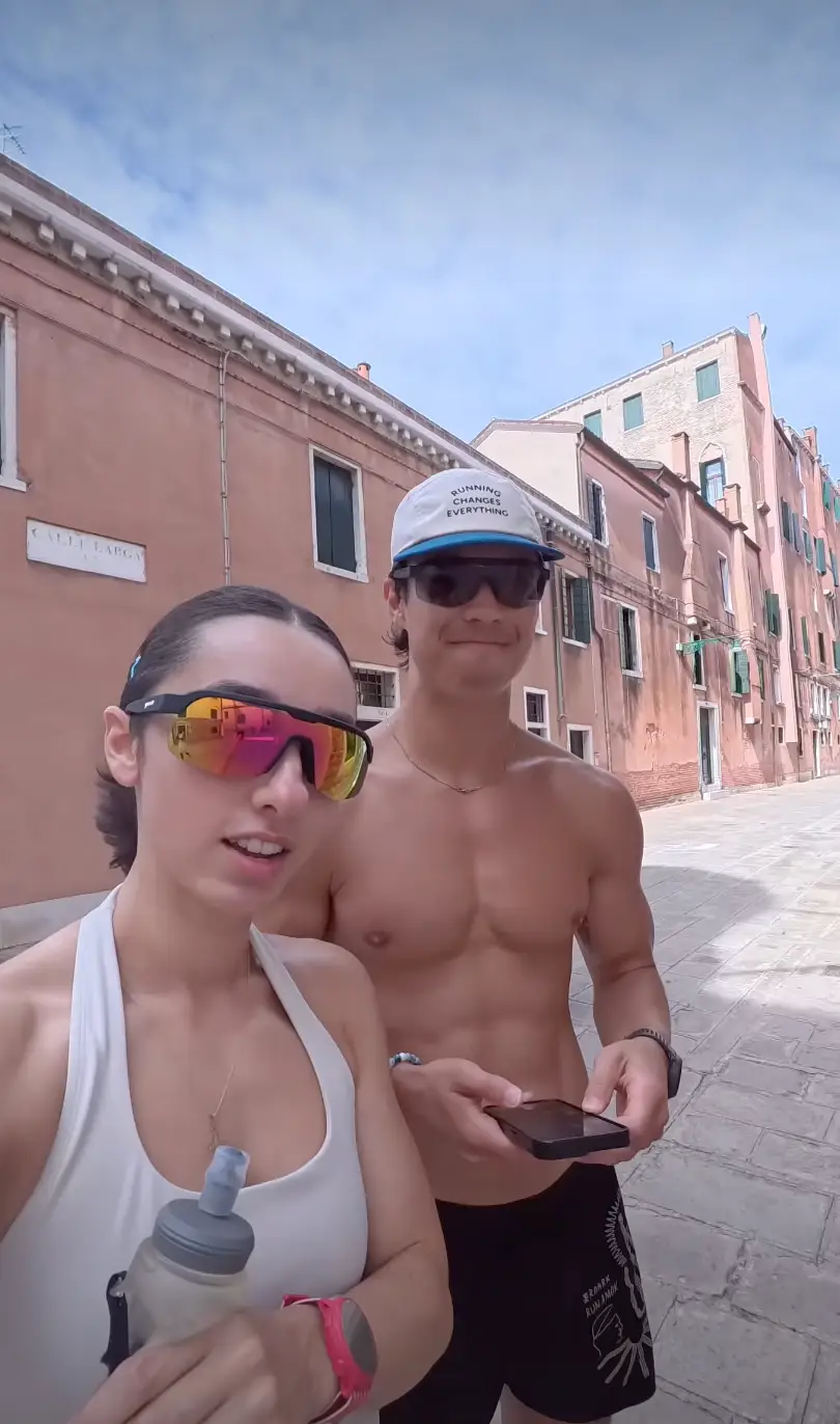 The couple didn't realise Venice had strict laws around activewear and being shirtless (Instagram/@eats.by.julia)